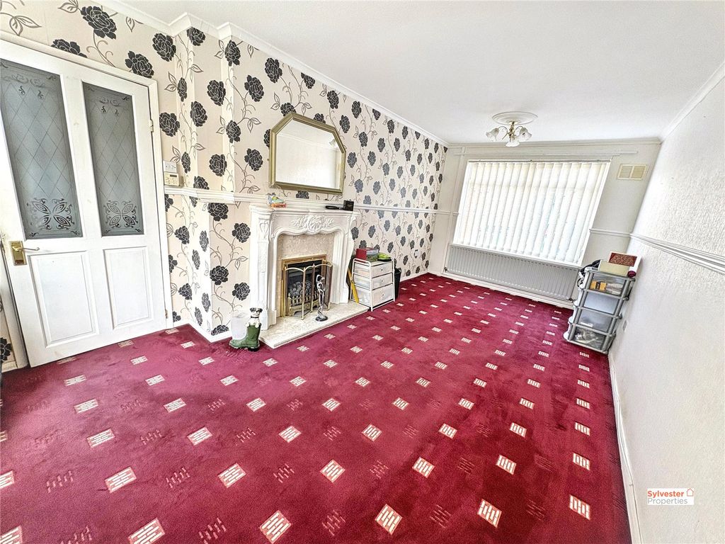 Property photo 3 of 15 Picture No. 09