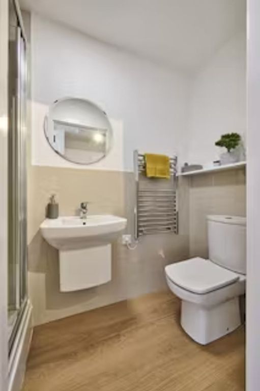 Property photo 3 of 27