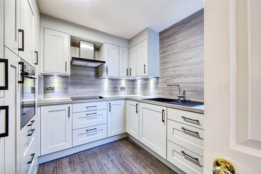 Property photo 2 of 13 Kitchen