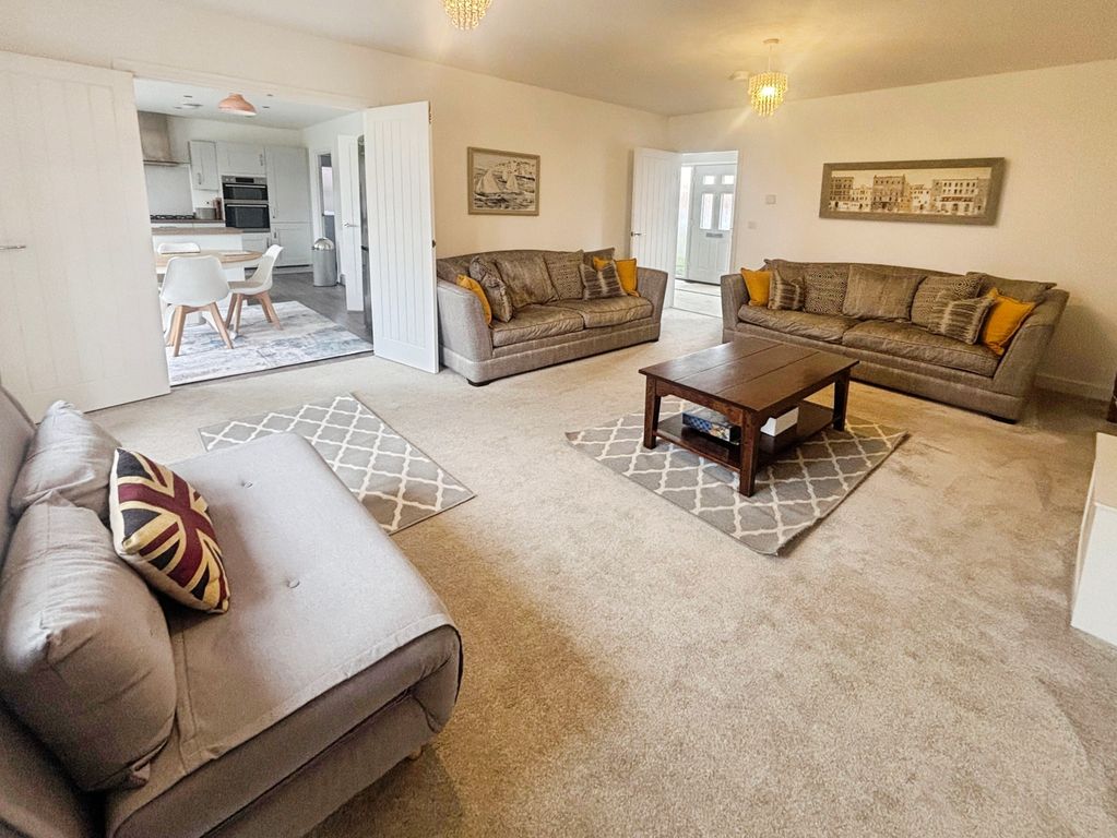 Property photo 3 of 20 Photo #3