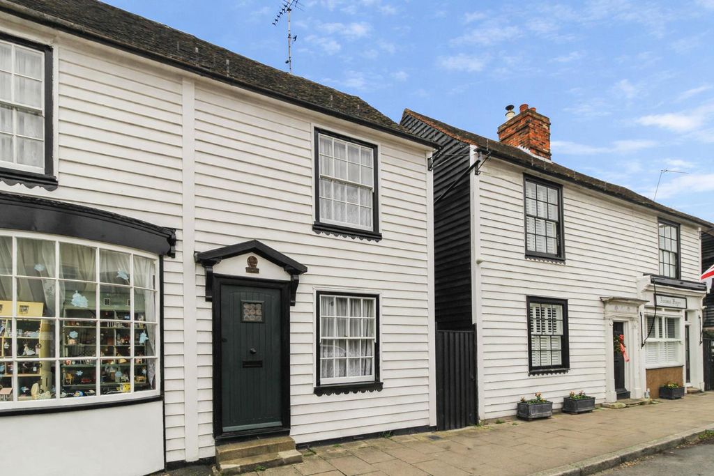 Property photo 1 of 13 Front