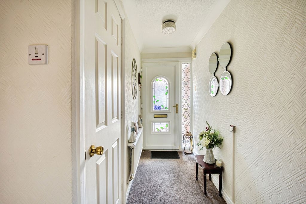 Property photo 2 of 15 Pbox-Img.Jpg