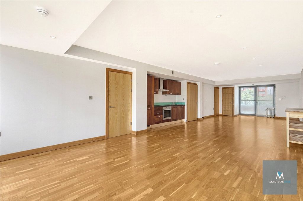 Property photo 3 of 15 Picture No. 03