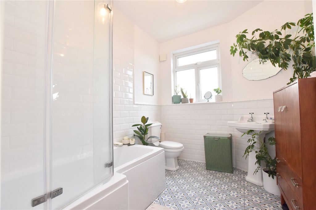 Property photo 3 of 21 Picture No. 48