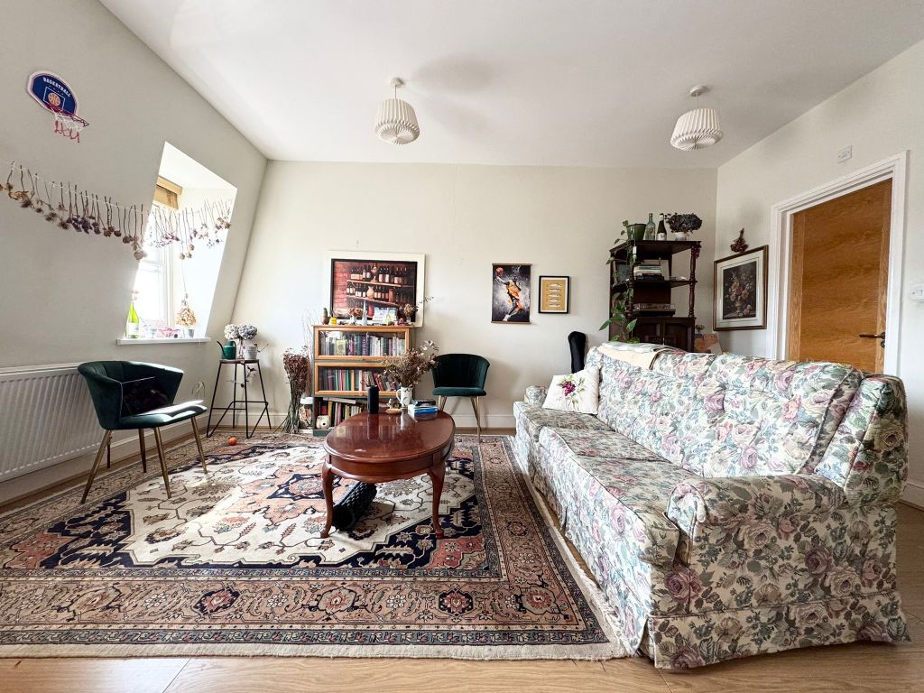 Property photo 3 of 6