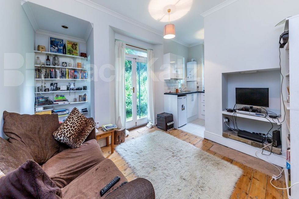 Property photo 1 of 9
