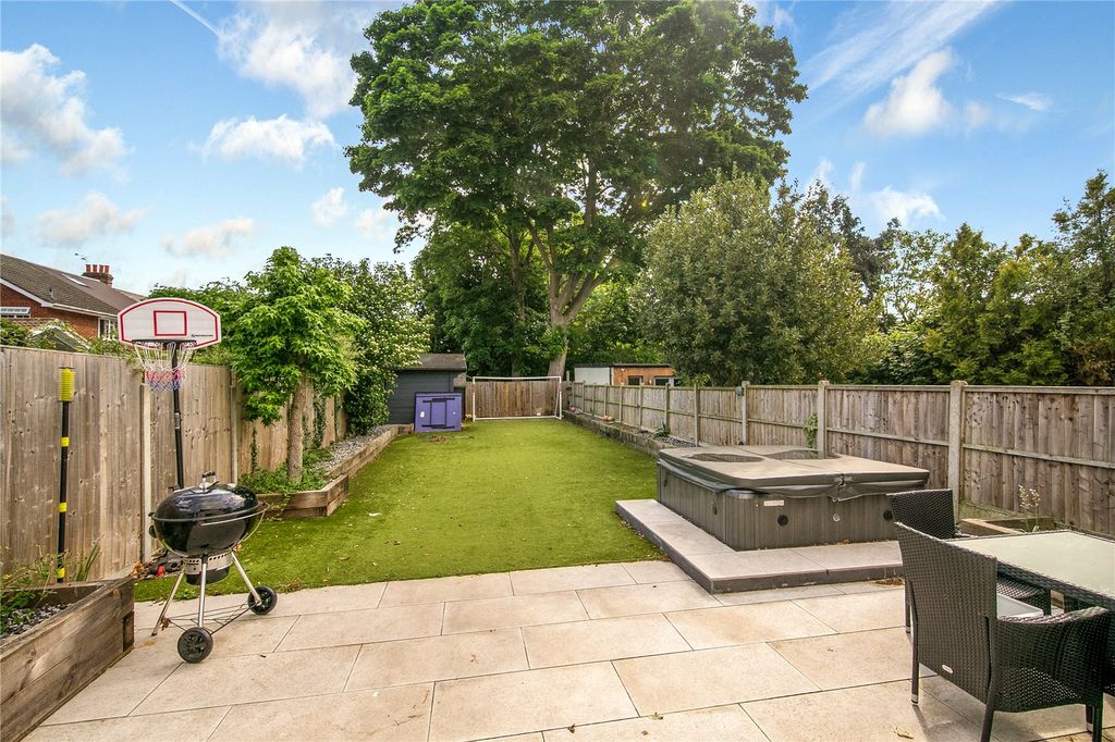 Property photo 3 of 14 Picture No. 10