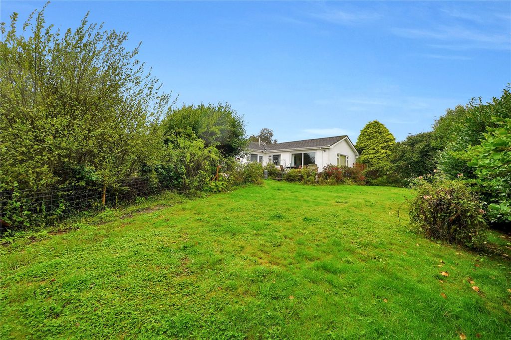 Property photo 2 of 16 Picture No. 06