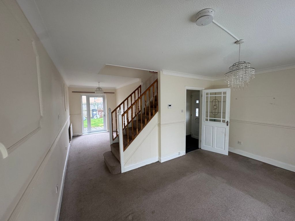 Property photo 3 of 11 Image