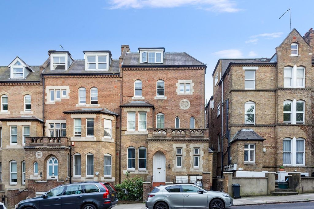 Property photo 3 of 7