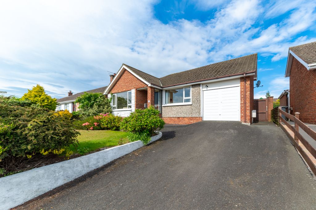 Property photo 2 of 29 006