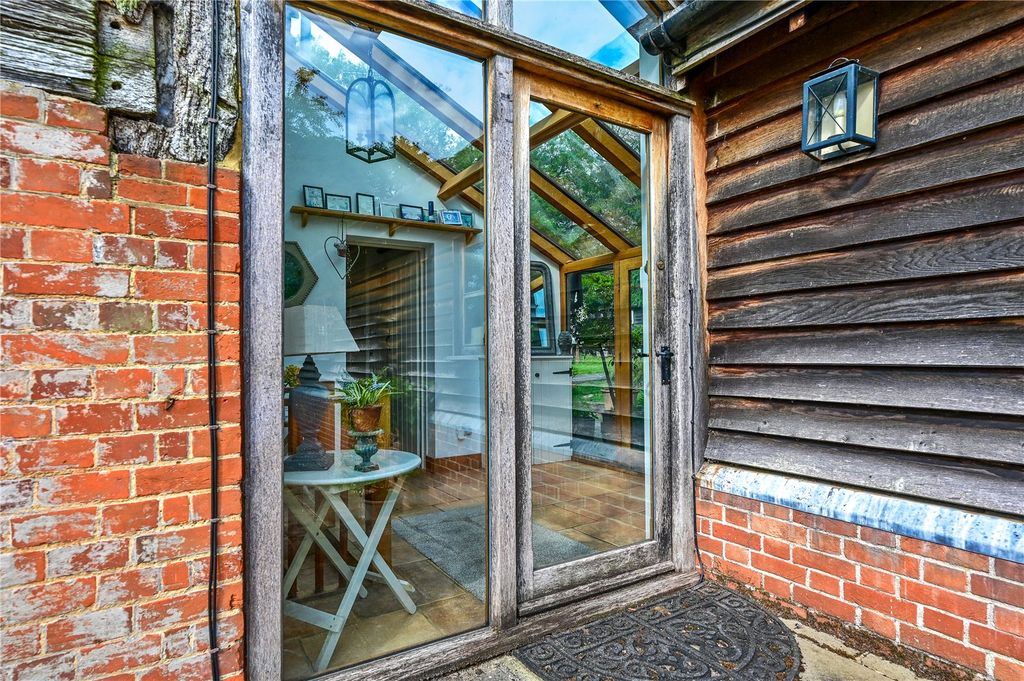 Property photo 3 of 23 Picture No. 30