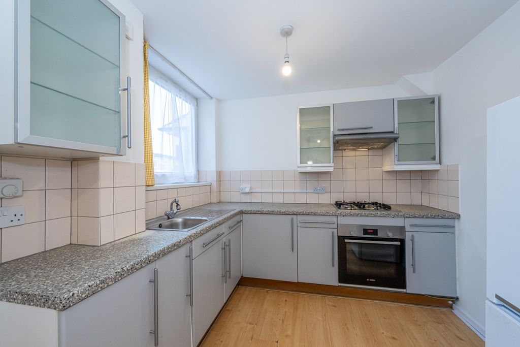 Property photo 3 of 28 3066336