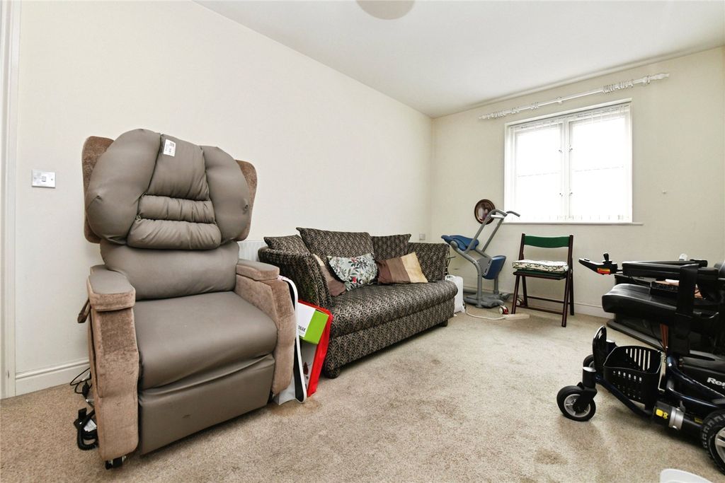 Property photo 3 of 10 Internal