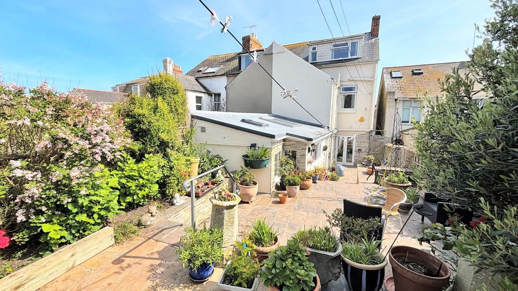 Additional image 28 of 4 bed end terrace house for saleSouthwell Street, Portland, Dorset DT5
