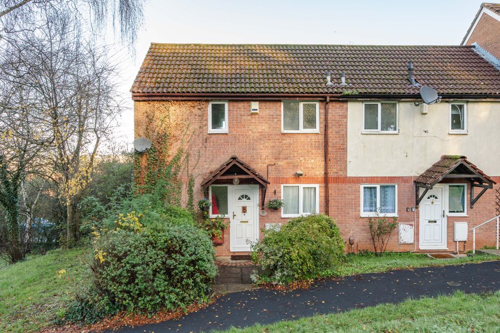 Property photo 3 of 17 23