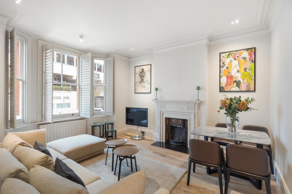 Property photo 1 of 17 Image