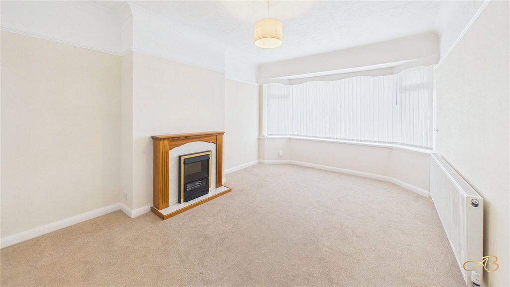 Property photo 2 of 15 Picture No. 22