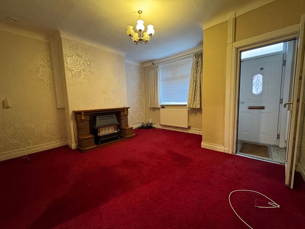 Property photo 3 of 14