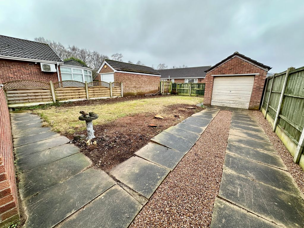 Property photo 3 of 17 Img_9435