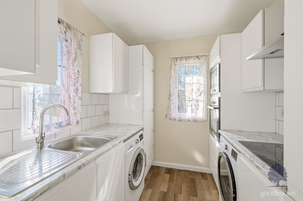 Property photo 3 of 9 Picture No. 10