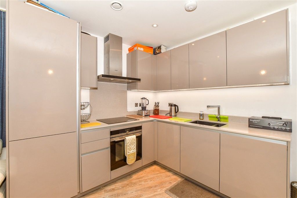 Property photo 1 of 11 Lounge/ Diner/ Kitchen