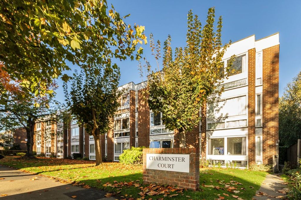 Property photo 1 of 3