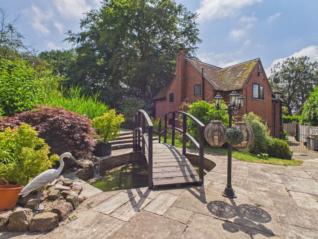 Property photo 3 of 16