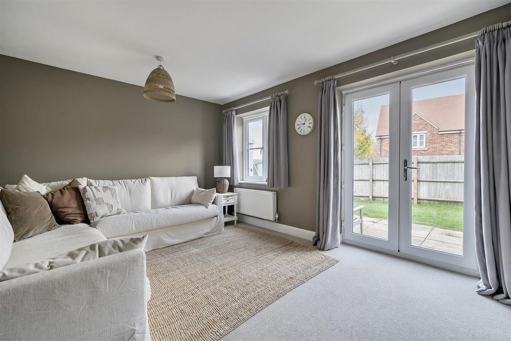 Property photo 2 of 19 1373968-13-690Cb6497B6cd.Jpg