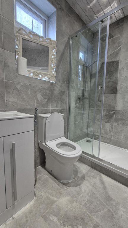 Property photo 2 of 12 Gallery
