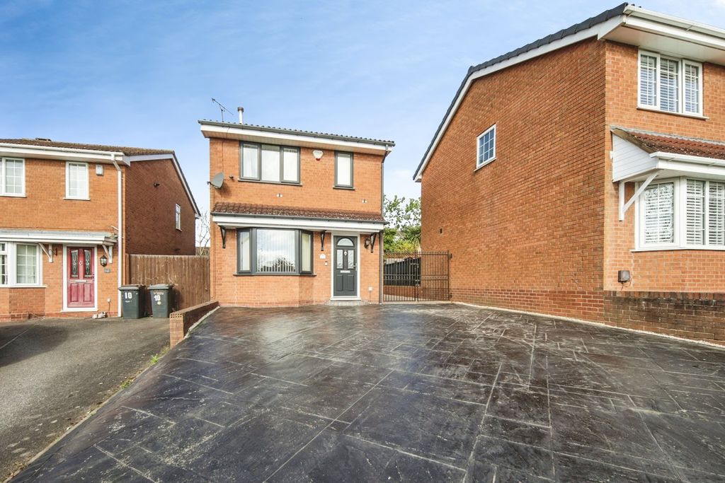 Property photo 1 of 16