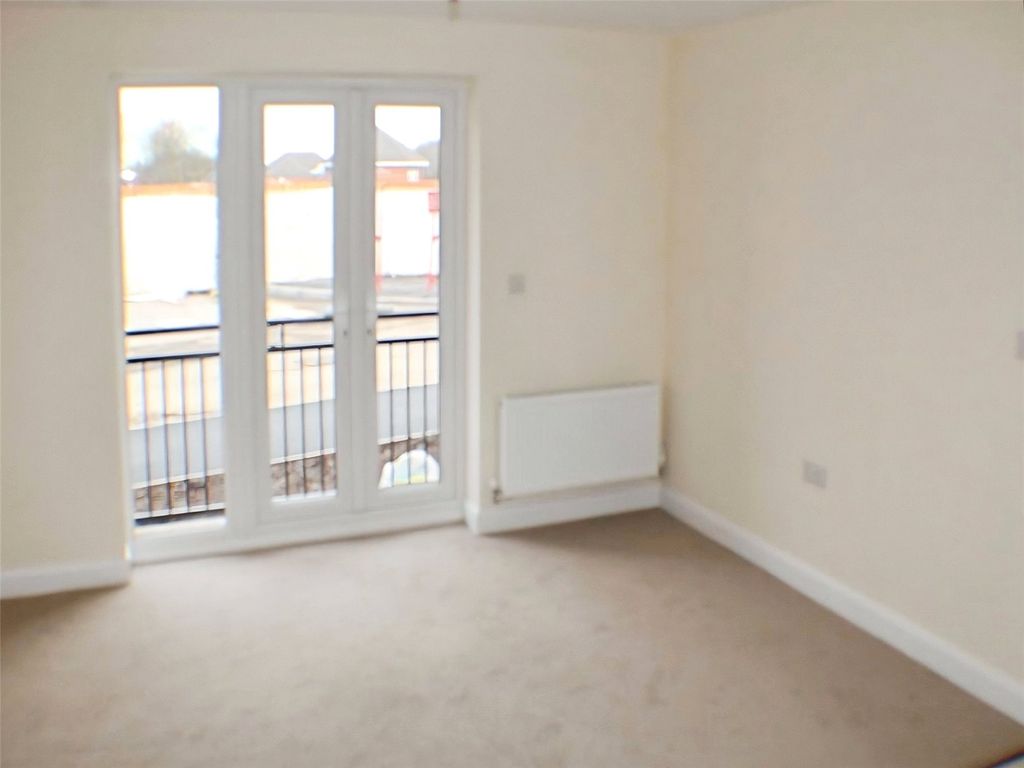 Property photo 3 of 9 Picture No. 05