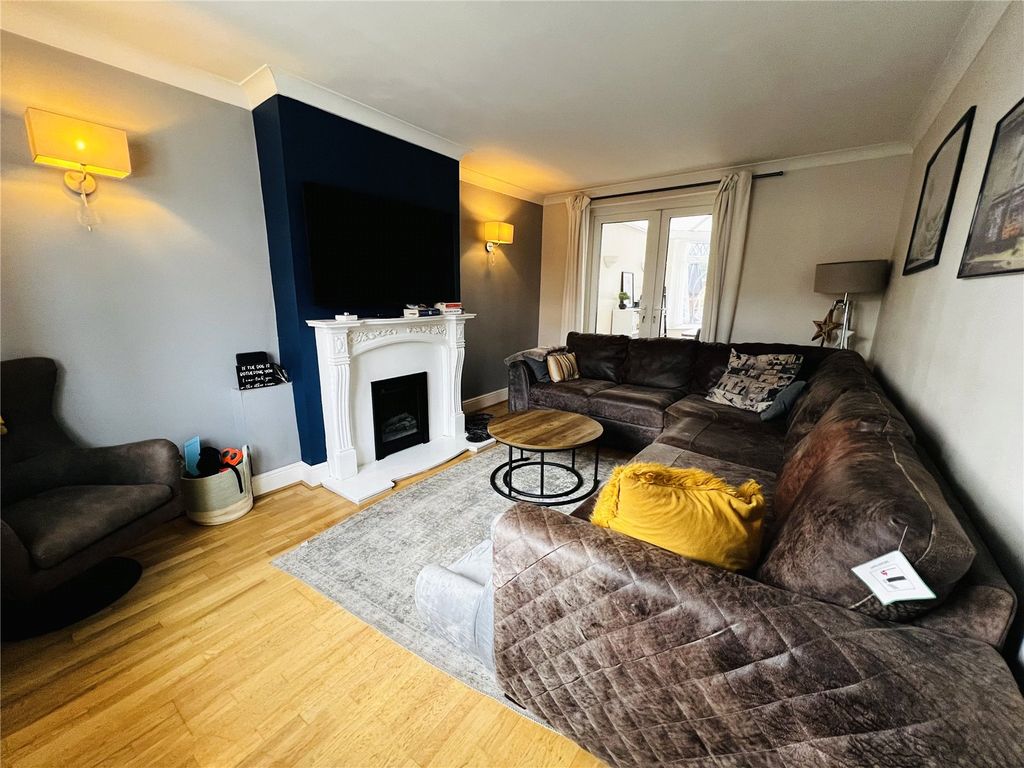 Property photo 2 of 10 Picture No. 08