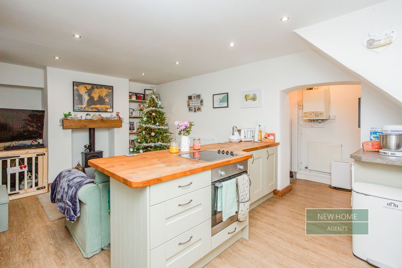 Property photo 2 of 14 Photo 7