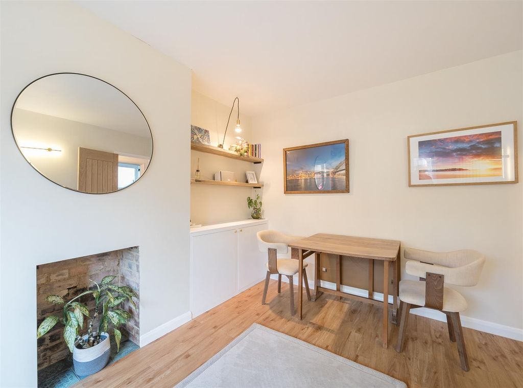 Property photo 3 of 13 19610979 (12).Jpg