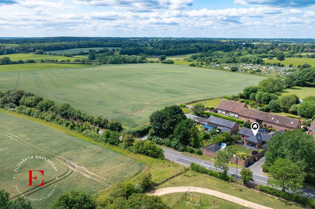 Property photo 3 of 34