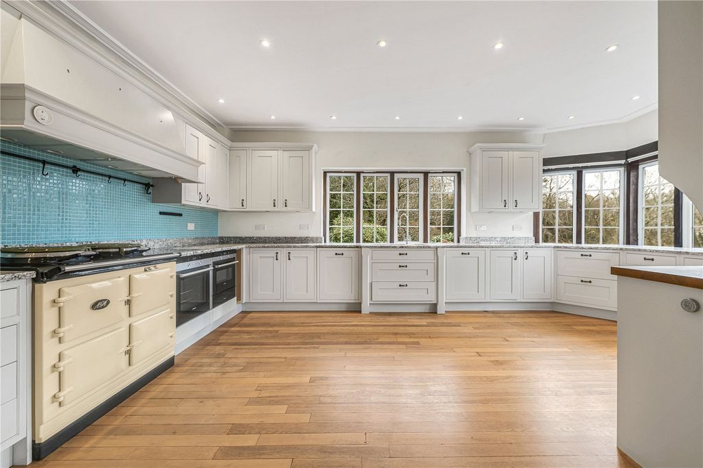 Property photo 3 of 13 Picture No. 05