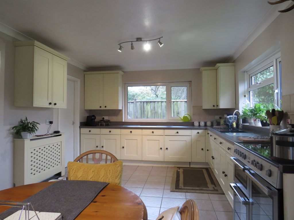 Property photo 2 of 14 Image