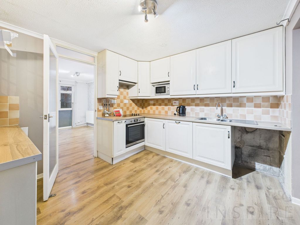 Property photo 1 of 26