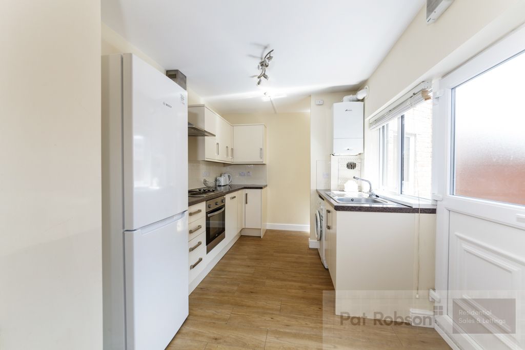 Property photo 2 of 9 18 Myrtle Grove587.J