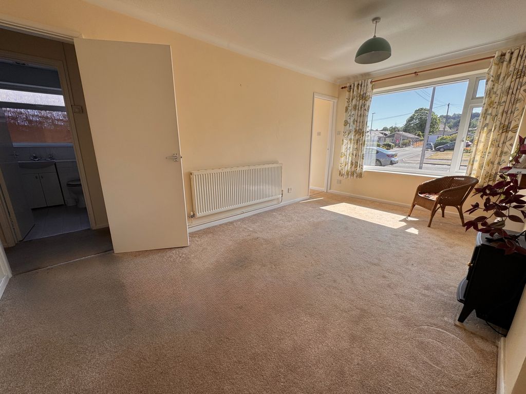Property photo 3 of 14 Image