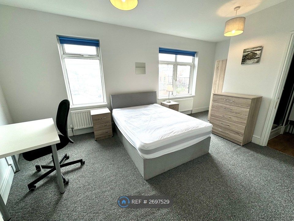 Property photo 1 of 31