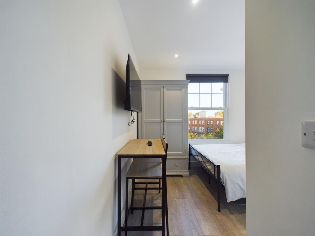 Property photo 3 of 5 Photo 2