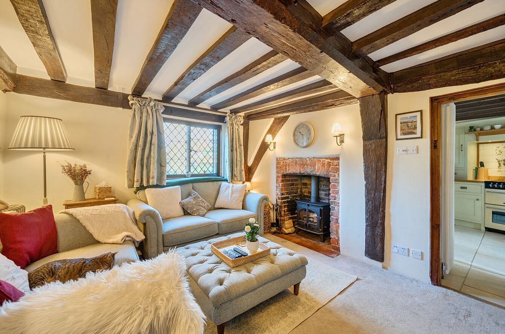 Property photo 2 of 18 1381118-10-691B10...