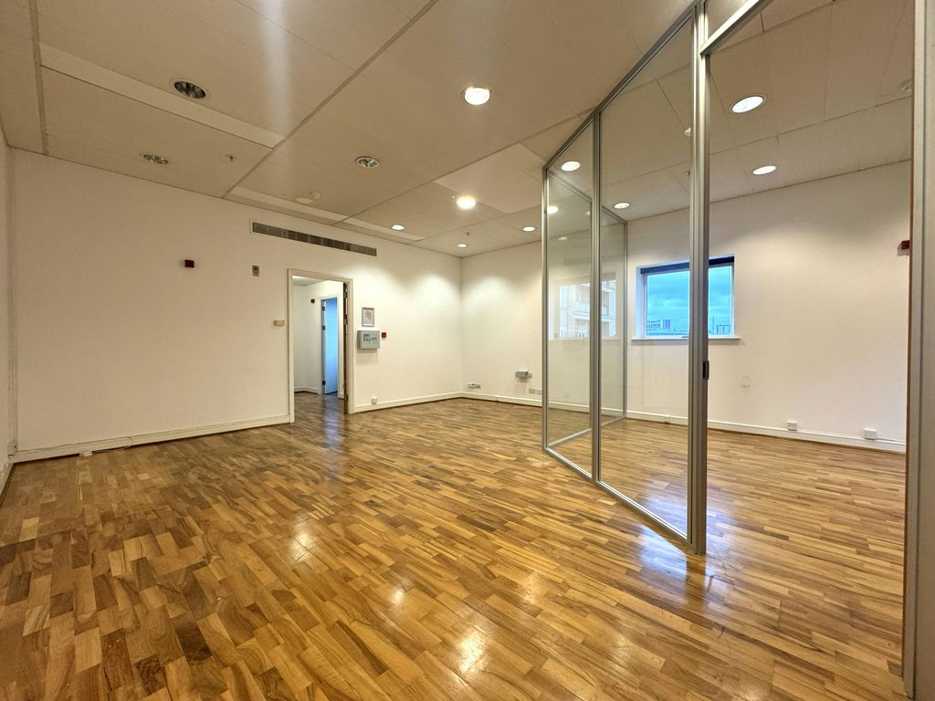 Property photo 3 of 11 Unit G6A - Office 2.Jpg