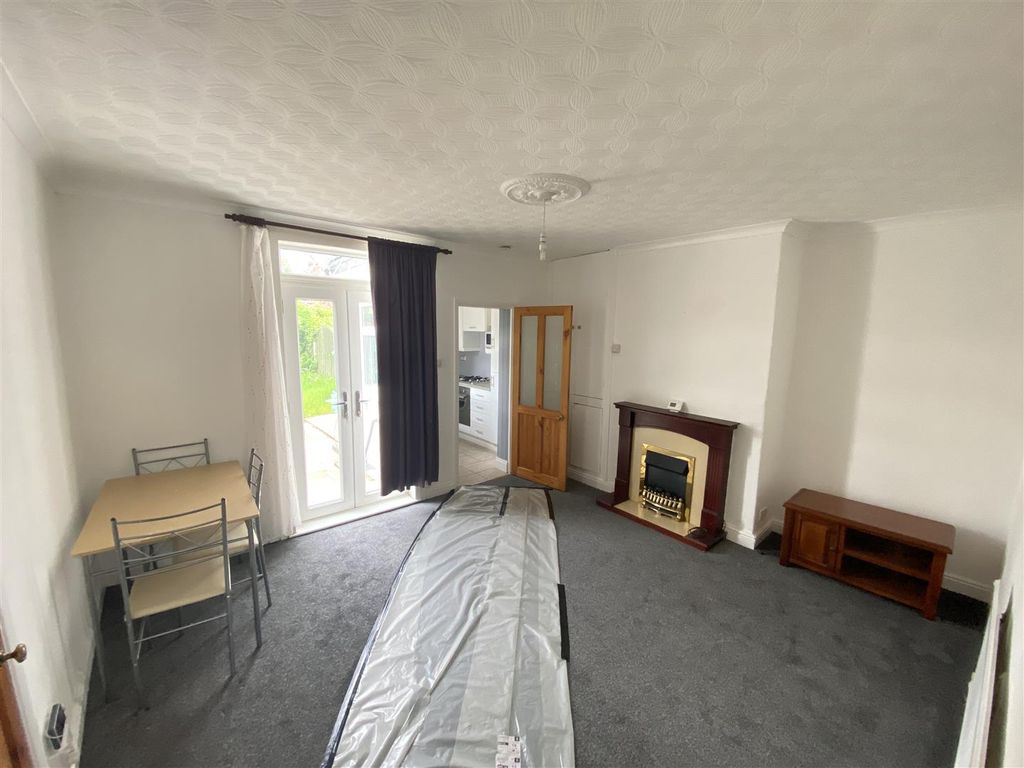 Property photo 2 of 15 Dining Room