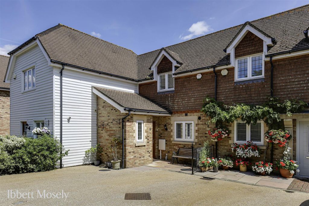 Property photo 1 of 12 3.Front.Jpg