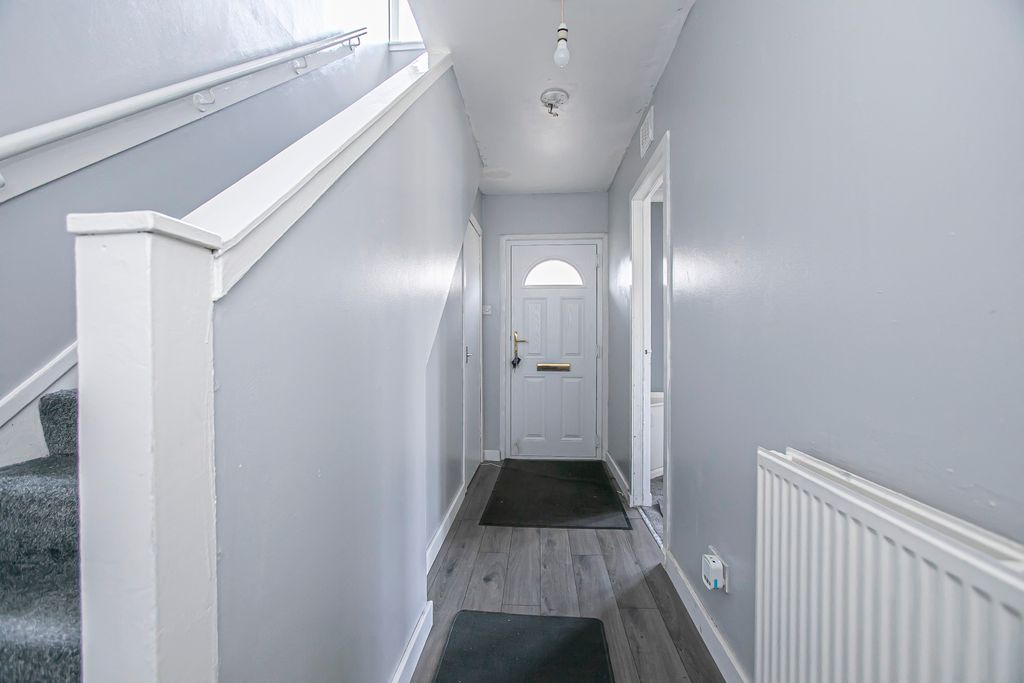 Property photo 2 of 24 Property Image 2