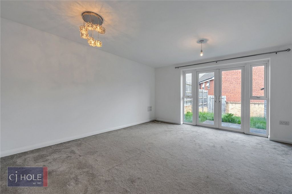 Property photo 1 of 21 Picture No. 13