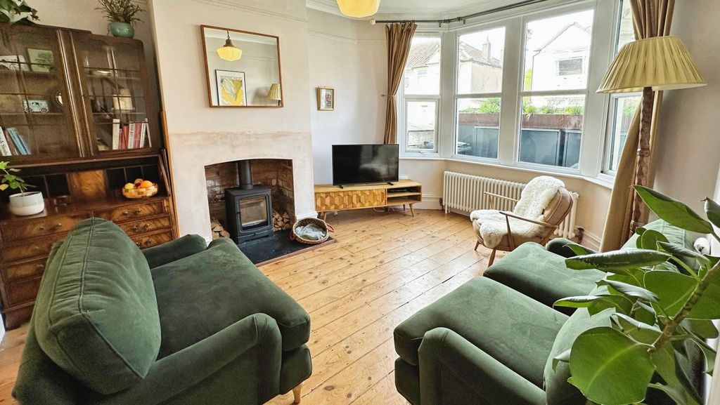 Property photo 2 of 36 131Eed59-Fullsizerender-17.Jpg